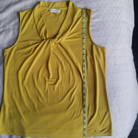 Calvin Klein top - Picture 3 of 6